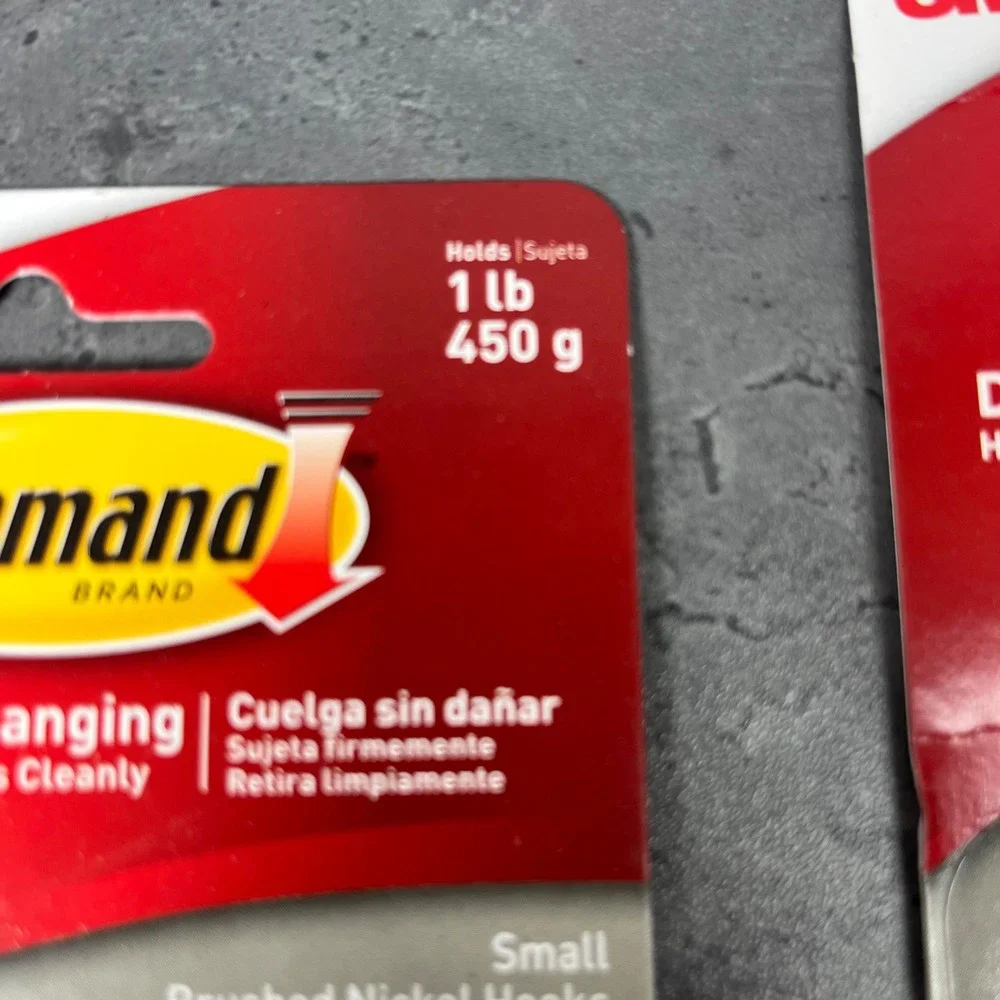 16 EA 3M Command Small Brushed Nickel‎ Decorative Hooks Damage Free 1lb Capacity